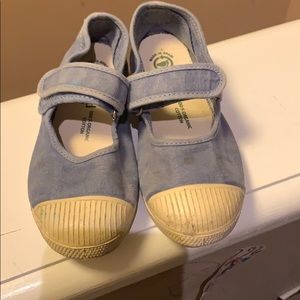 Girls Mary Janes made from 100% organic cotton